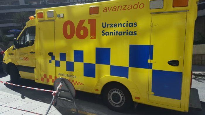 Un operario resulta ferido tras sufrir unha caída de altura en Marín