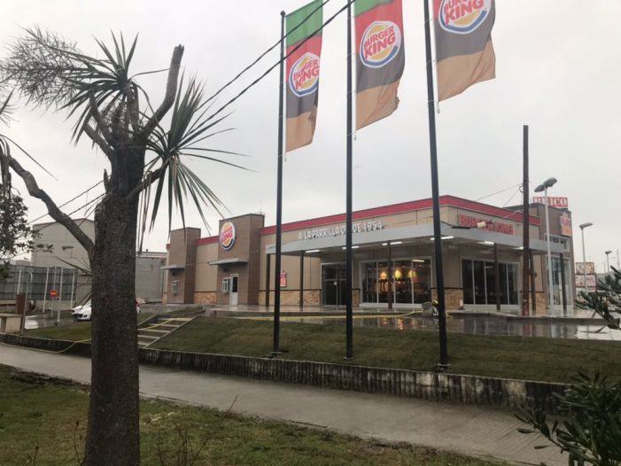 Burger King® genera 25 puestos de trabajo en A Grela con la apertura de un nuevo restaurante