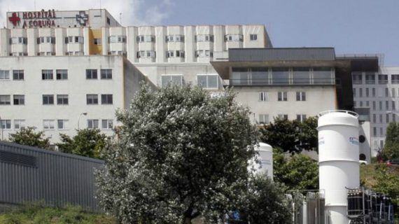 Os sindicatos do Hospital de A Coruña presentan unha denuncia xudicial pola situación das urxencias Os sindicatos do Hospital de A Coruña presentan unha denuncia xudicial pola situación das urxencias
