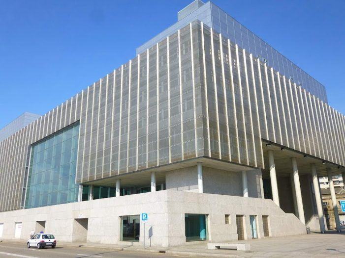 Las mentiras llegan al auditorio Mar de Vigo