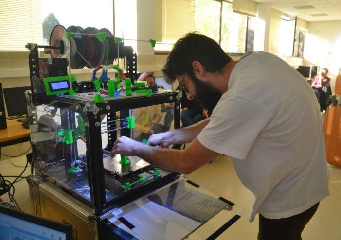 Un taller permitirá afondar nas posibilidades da impresión 3D
