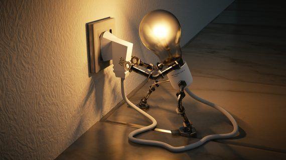 Es posible ahorrar luz en casa