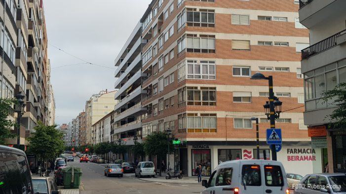 Pelea multitudinaria con arma blanca en la calle Conde de Torrecedeira