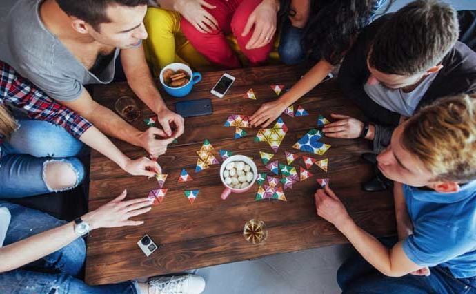 Juegos para jugar con amigos online, en casa, en la calle o donde sea