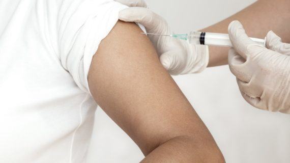 Máis de 548.000 galegas e galegos xa se vacinaron da gripe na campaña ‘Contaxia a túa enerxía e non a gripe’