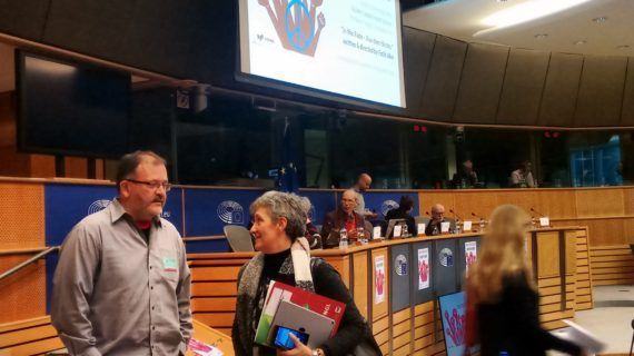 Lídia Senra achega ao Parlamento Europeo a loita pola recuperación da memoria histórica na Galiza