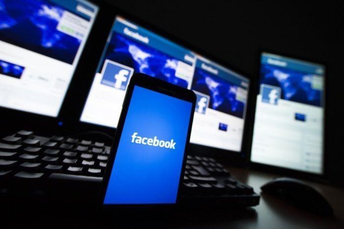 Piden multas exemplarizantes para Facebook pola cesión irregular de datos