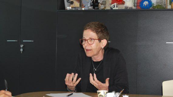 Coral Regi, directora da escola Virolai de Barcelona, abrirá hoxe a semana da educación de Tomiño falando da xestión dun cambio educativo máis aló das modas