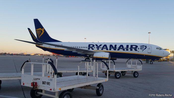 FACUA pide a la AESA que sancione a Ryanair por dificultar el reembolso de los vuelos cancelados