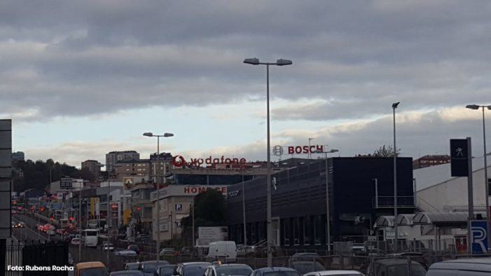 Trabajadores/as de Bosch Service Solutións de Vigo estudian medidas legales contra la empresa