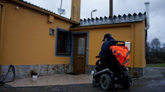 O SLG leva a vulneración de dereitos de Pilar Fernández en Abadín ao Consello Galego de Benestar