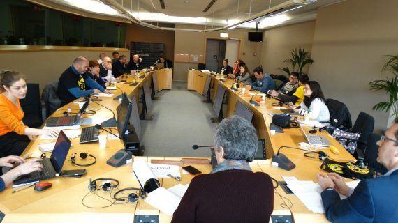 13 Colectivos evidencian ante a CE a conivencia política presente nos proxectos que atacan á saúde humana e medioambiental na Galiza