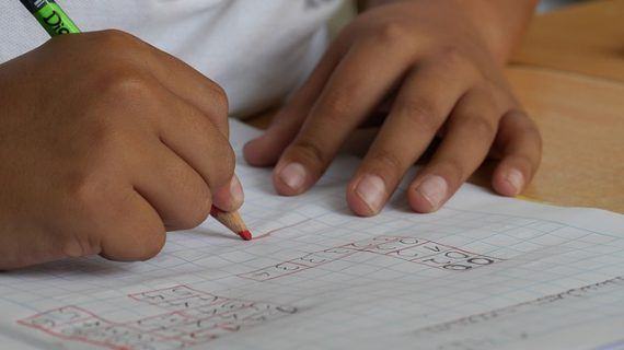 ¿Cómo mejorar el rendimiento de los niños en la escuela?