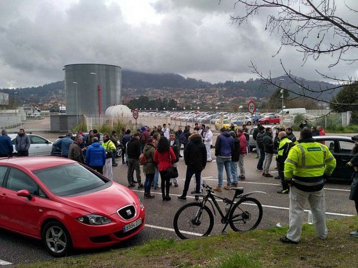 CIG-Industria continúa, cunha protesta en Faurencia-Asientos, a campaña en denuncia da precarización laboral e a perda de emprego