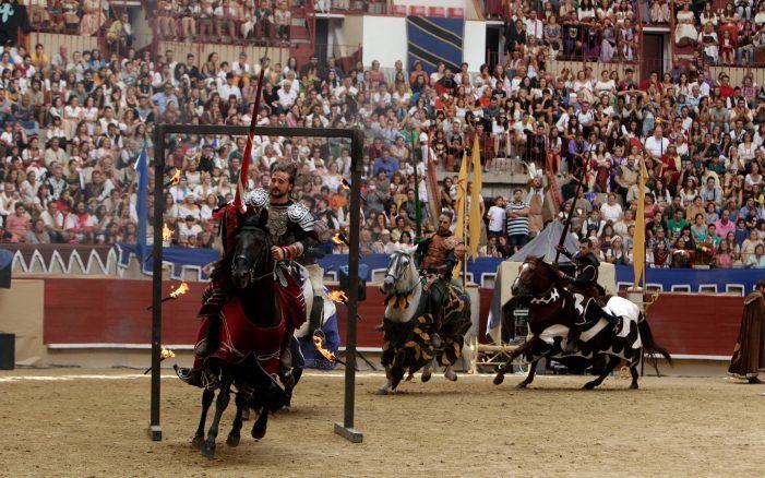 O 20 aniversario da Feira Franca homenaxea aos participantes na festa