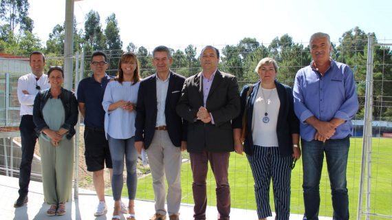 Santos Héctor supervisa en Mondariz as “demandadas” obras de mellora dos campos municipais de fútbol da Lagoa