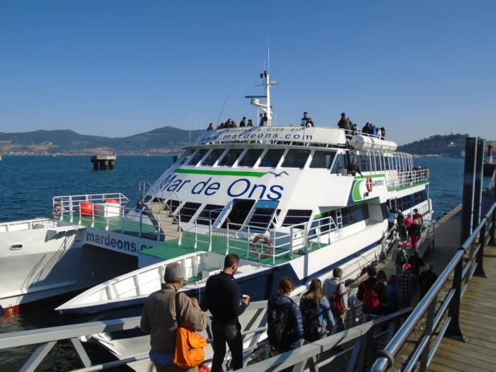 La línea regular marítima de pasajeros Cangas-Vigo ajusta sus horarios