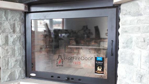 HotFireDoor celebra 2000 puertas para chimeneas