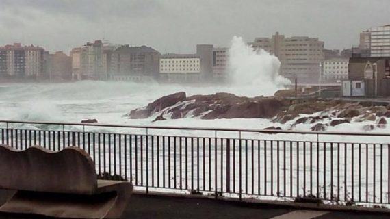 A Xunta activa a alerta laranxa por temporal costeiro no litoral da provincia da Coruña partir de mañá