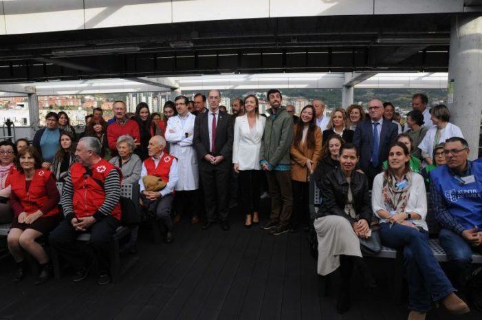 A Xunta agradece aos voluntarios do programa de acompañamento en hospitais de Ourense a súa implicación