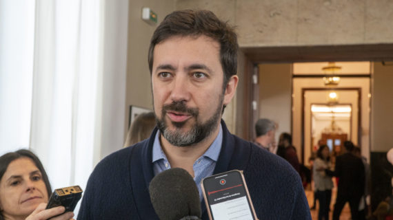 As inscritas de Podemos Galicia respaldan a Antón Gómez Reino como candidato á Presidencia da Xunta de Galicia