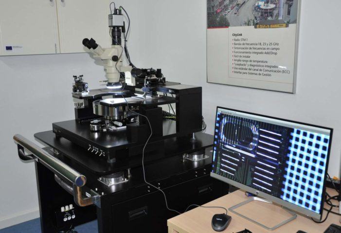Vigo, sexta universidade española en dispor dun laboratorio para medidas de circuítos integrados fotónicos