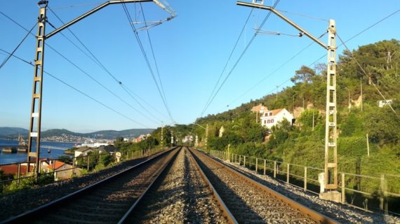 Galicia en Común celebra que ADIF restableza a conexión con Euskadi e insta a implementar outros servizos cancelados no inicio da pandemia