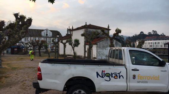 O Concello de Nigrán abre os espazos públicos e acomete a limpeza do paseo do Río Muíños e nespereira ante o desconfinamento dos menores