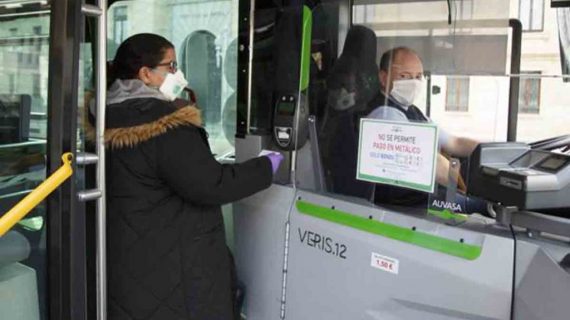 Los ciudadanos perciben el transporte público como el servicio con mayor riesgo de contagio