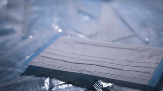 El Gobierno distribuye 9,6 millones de mascarillas a petición de las comunidades autónomas