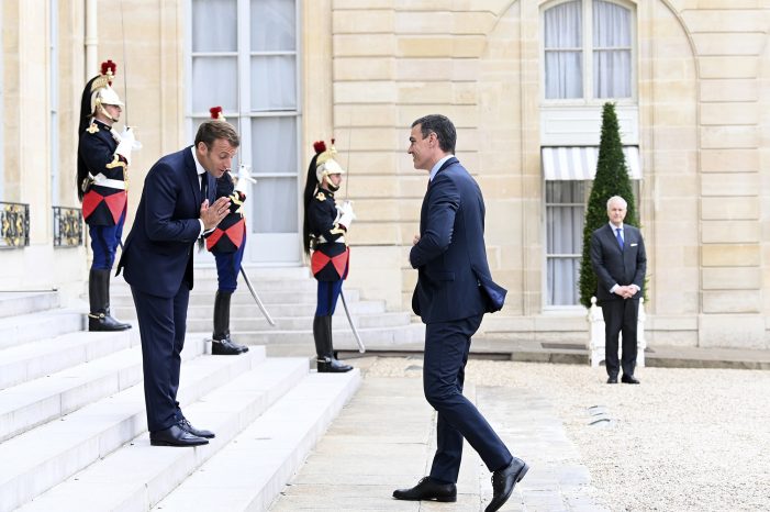 Sánchez y Macron comparten la necesidad de llegar a un acuerdo en julio sobre el paquete financiero para acelerar la recuperación tras la crisis del COVID-19