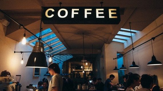 ¿Cómo hacer funcionar tu café usando Bitcoin?