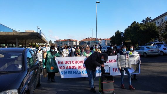 Novena semana de folga e mobilizacións por unha UCI de Adultos digna no Hospital Clínico