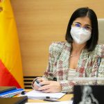 Carolina Darias: "Nadie que quiera vacunarse en España se quedará sin vacunar"