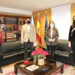El delegado territorial de la Xunta recibe a la decana del Colegio de Economistas de Ourense