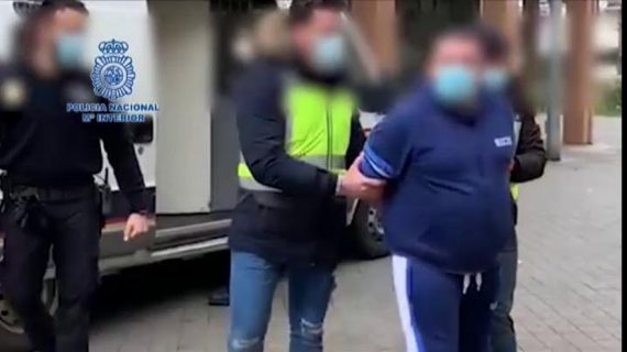 La Policía Nacional detiene a un fugitivo que tenía en vigor nueve órdenes de detención por diversos robos con fuerza y con violencia
