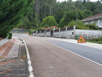 La Xunta comienza las obras de acondicionamiento de los caminos de servicio de la carretera autonómica OU-312 en el Ayuntamiento de Lobios
