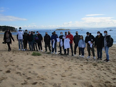La Escola Náutico-Pesqueira de Ribeira avanza en la sensibilización ambiental del alumnado con una jornada sobre basura marina impartida por la patronal Cepesca