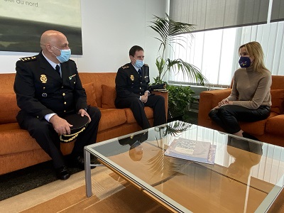 Fernández-Tapias recibe al comisario jefe y al nuevo responsable de operaciones de la comisaría de la Policía Nacional de Vigo-Redondela