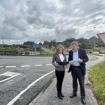 La delegada territorial de la Xunta en Ferrol anuncia la licitación de las obras de ejecución de zanjas de seguridad en cuatro carreteras autonómicas de la zona que supondrán una inversión superior a los 1,1 millones de euros