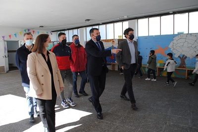 Román Rodríguez destaca la rehabilitación del colegio Frei Luís de Granada como un compromiso cumplido de la Xunta con la comunidad educativa de Sarria