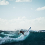 Los beneficios de practicar surf para nuestro bienestar