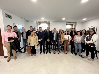 La Xunta aporta a los comerciantes de Vigo los apoyos para que avancen en la digitalización y la modernización de sus negocios