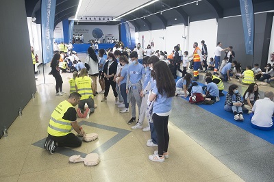 Más de 1.000 alumnos del área de Vigo se forman en técnicas de reanimación cardiopulmonar en una jornada organizada por la Xunta