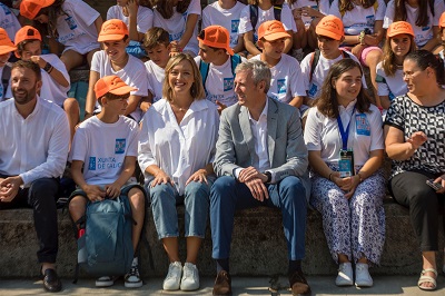 Rueda señala que el Gobierno gallego impulsa este año la mayor campaña de verano de su historia para fomentar la conciliación de las familias