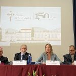 Fernández-Tapias destaca el carácter "inclusivo, transversal y abierto a Vigo" del colegio Apóstol Santiago en su 150 aniversario