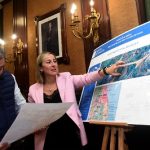 Ethel Vázquez anuncia la licitación de las obras de la nueva vía de conexión con la aldea de Fafián, una inversión de 860.000 € que supone el 1º paso de la variante de Ribeira