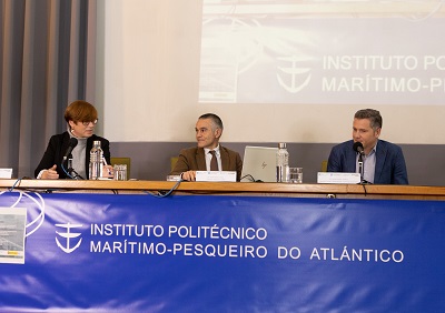 El alumnado del Instituto Politécnico Marítimo-Pesquero de Vigo ahonda en las tecnologías que favorecen la descarbonización de la pesca