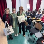 La Xunta hace entrega del material didáctico 'La bolsa emocional', diseñado por el CIFP Leixa, a las aulas hospitalarias gallegas