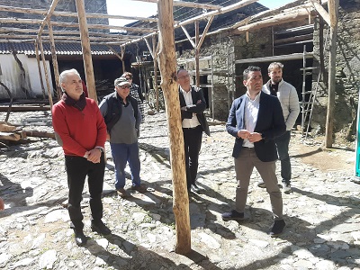 La Xunta avanza en la restauración del monasterio de San Salvador de Camanzo, que ya ronda el 50% de ejecución de su mejora, en la que se invierten 273.000 €